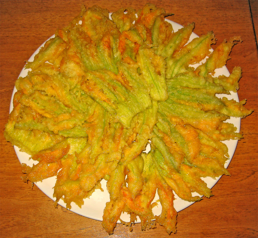 Fiori di zucca fritti